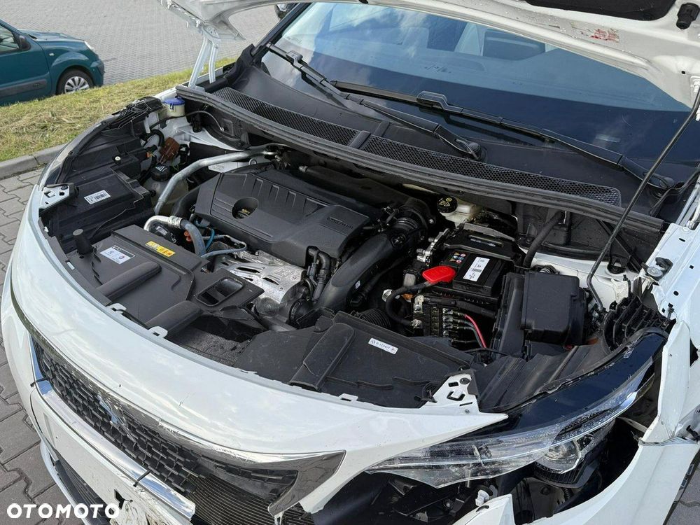 Peugeot 5008 1.6 PureTech Allure S&S EAT8 - 7