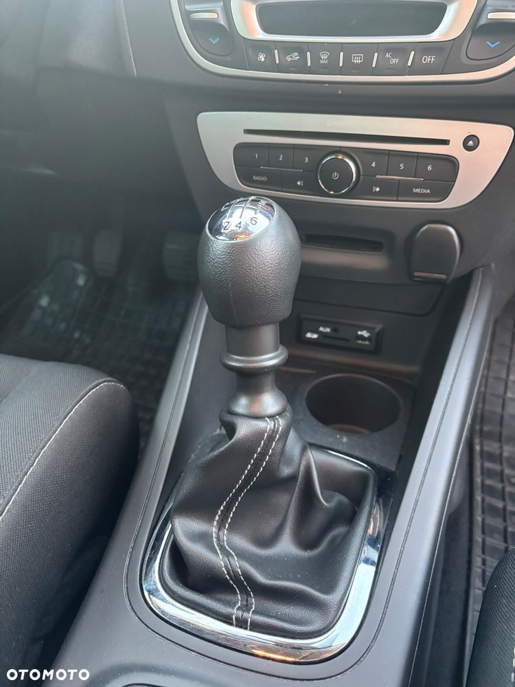 Renault Megane - 25