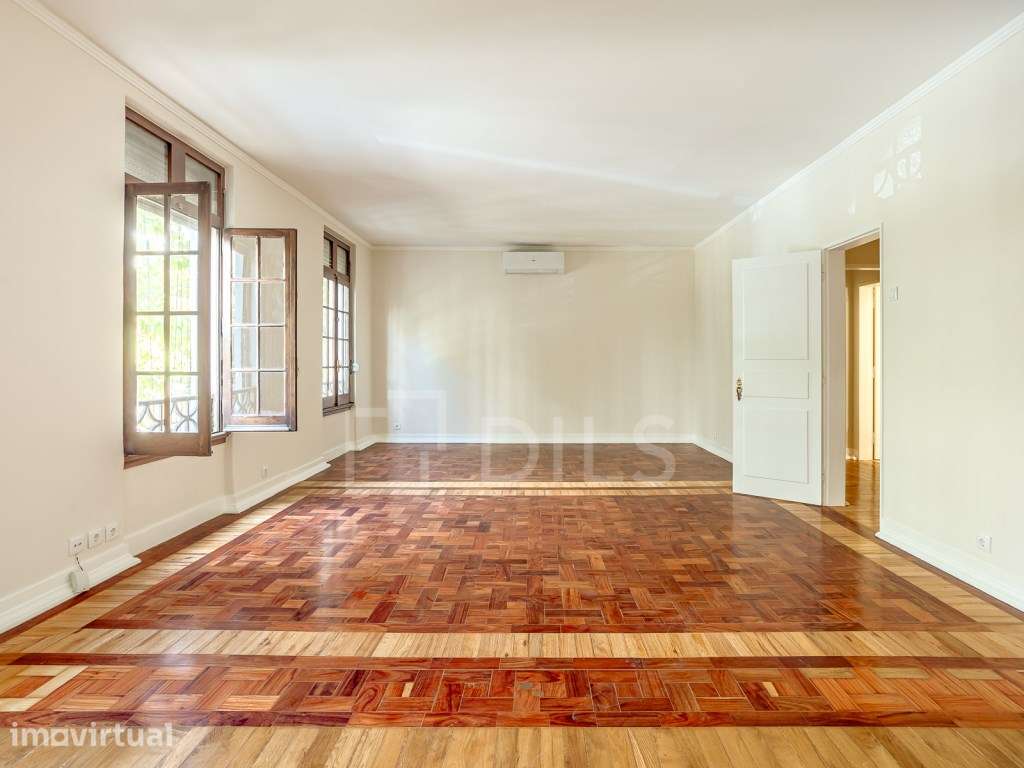 Apartamento T4 para arrendamento junto à Av. da Liberdade - Grande imagem: 3/27