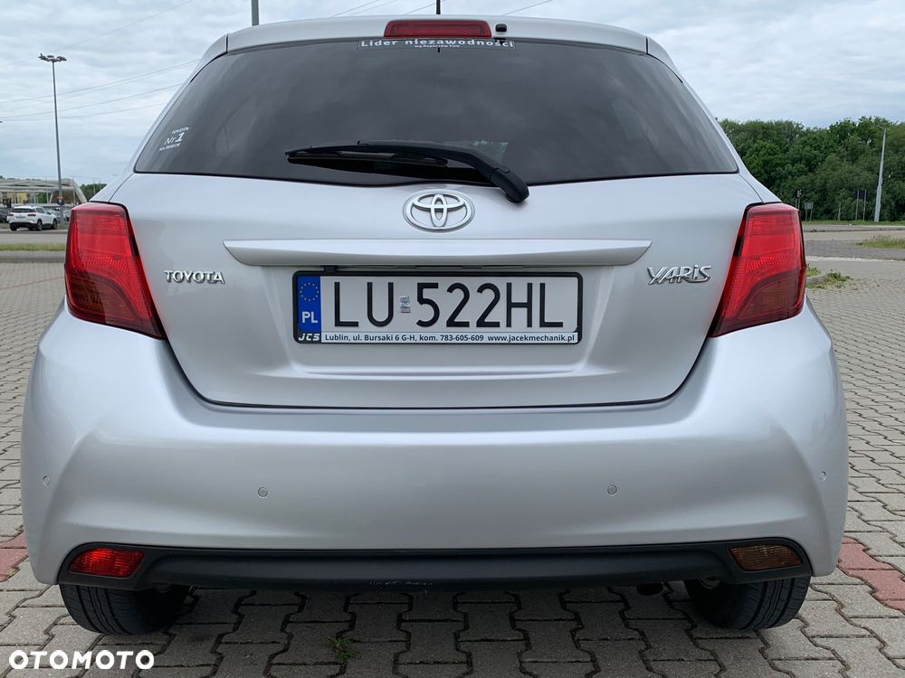 Toyota Yaris 1.33 Premium - 10
