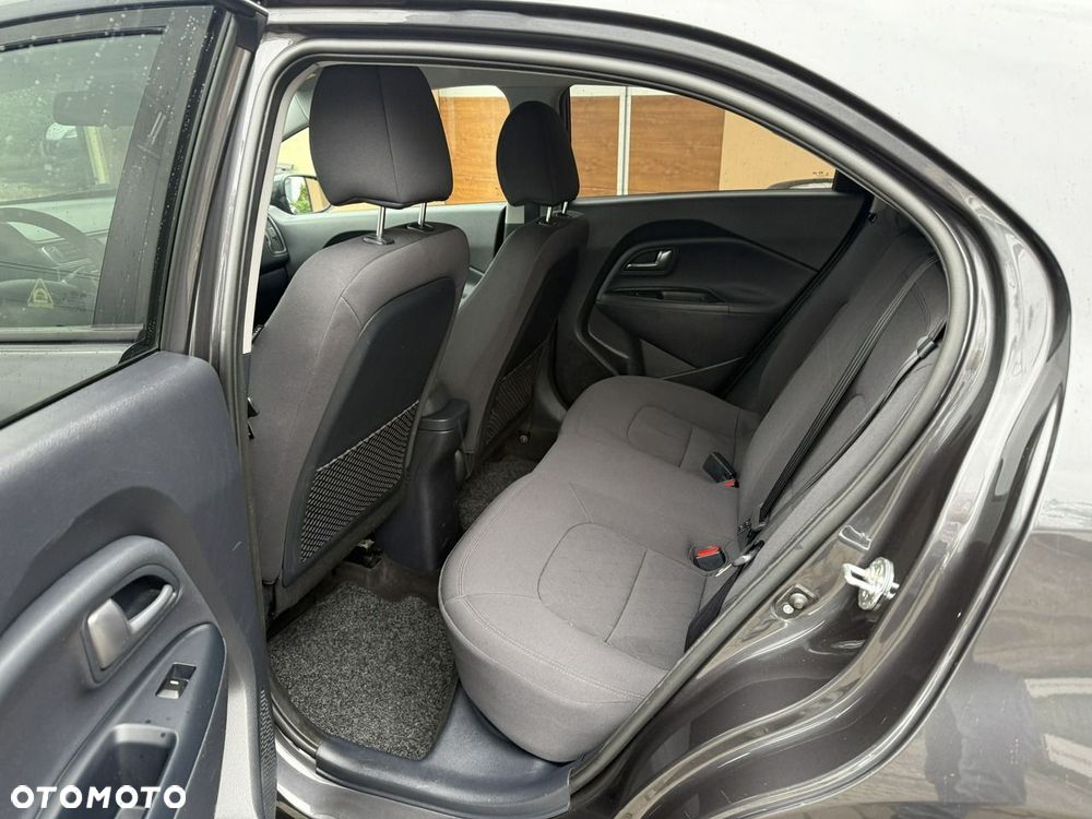 Kia Rio 1.2 Edition 7 - 24