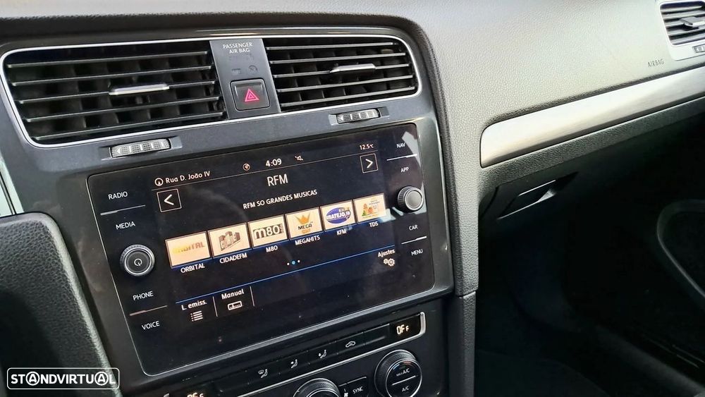 VW Golf Variant 1.6 TDi Confortline - 15