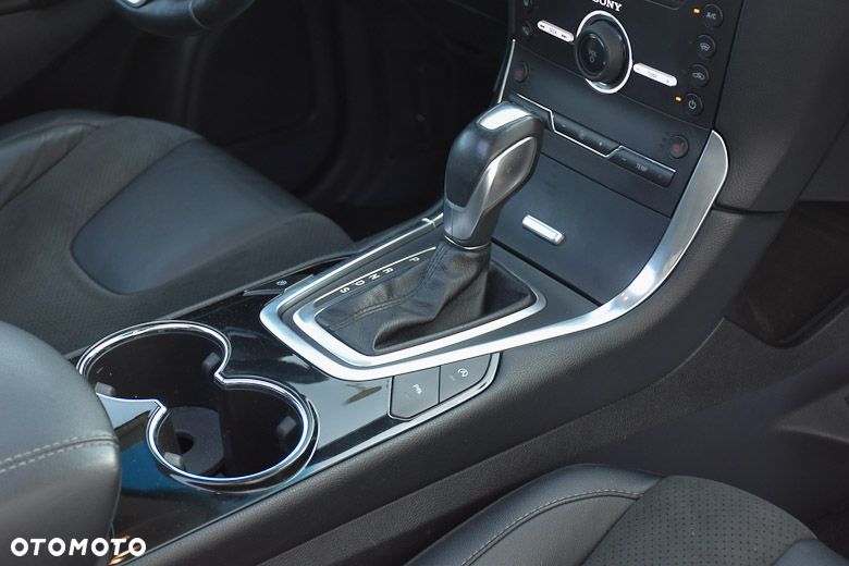 Ford Edge 2.0 TDCi Twin-Turbo 4WD ST-Line - 27