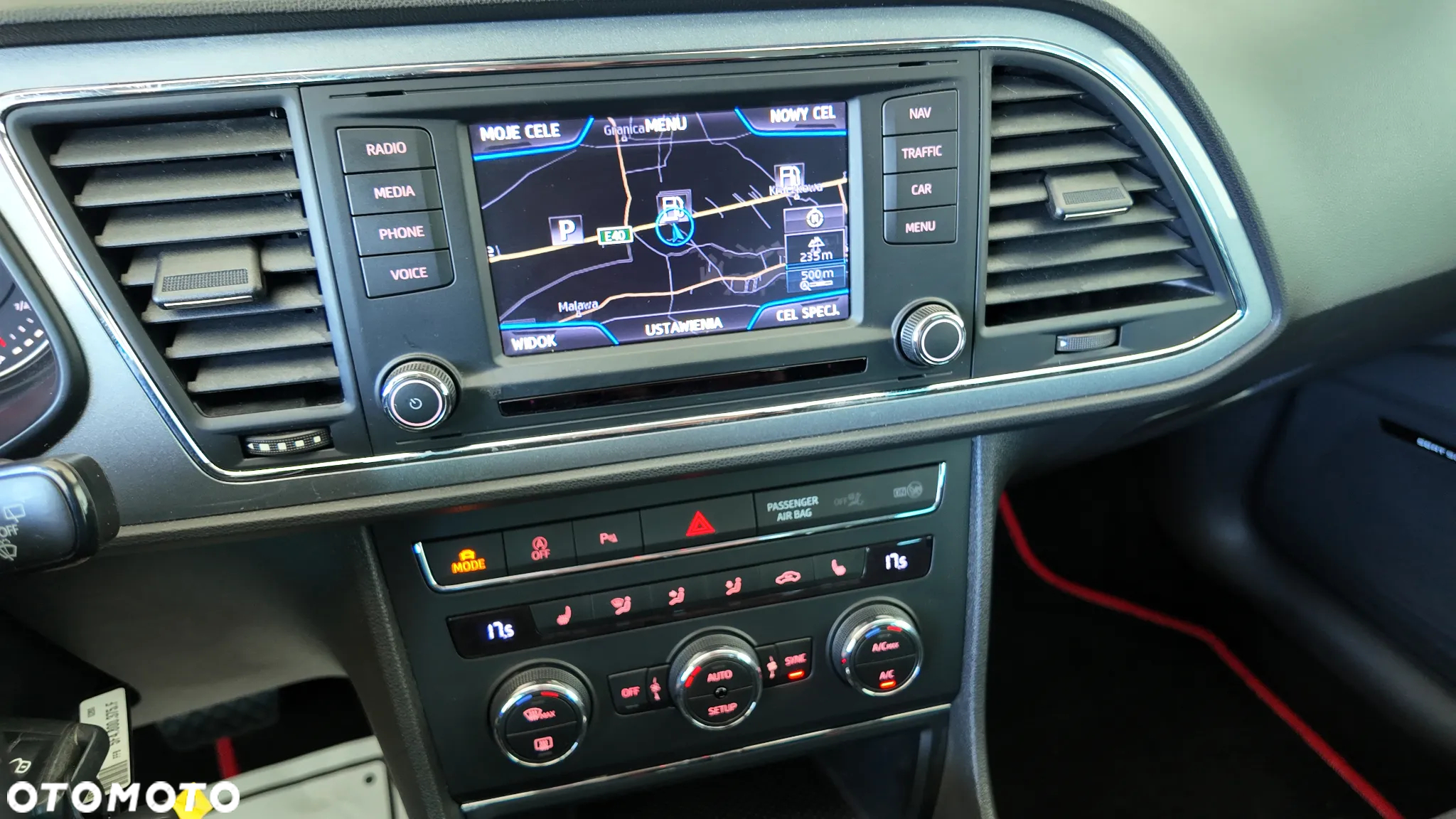 Seat Leon ST 1.8 TSI Start&Stop DSG FR - 22