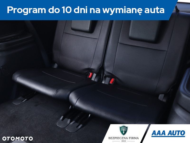 Mitsubishi Outlander - 20