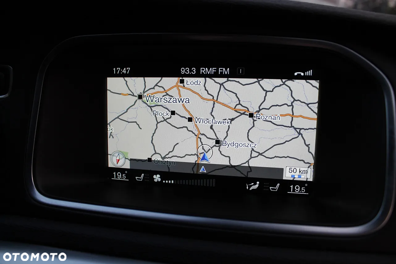 Volvo V40 D2 Momentum - 30