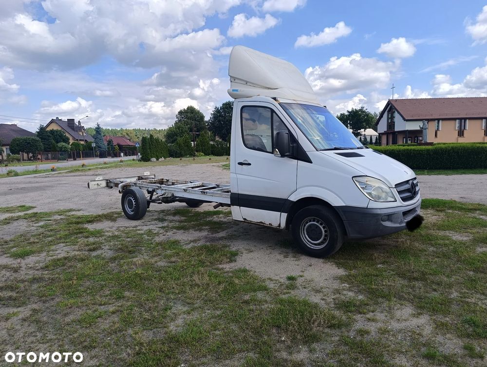 Mercedes-Benz Sprinter - 1