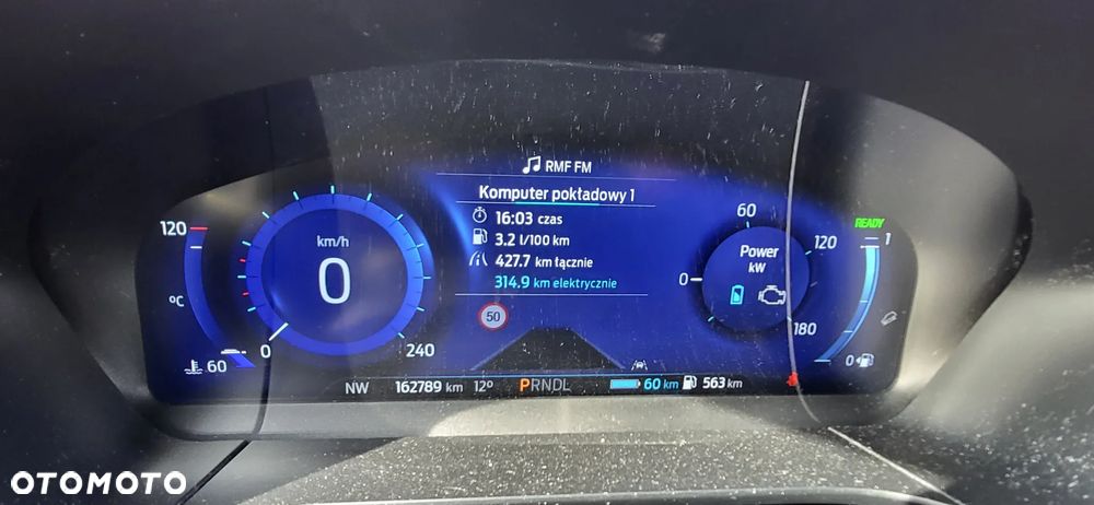 Ford Kuga - 11