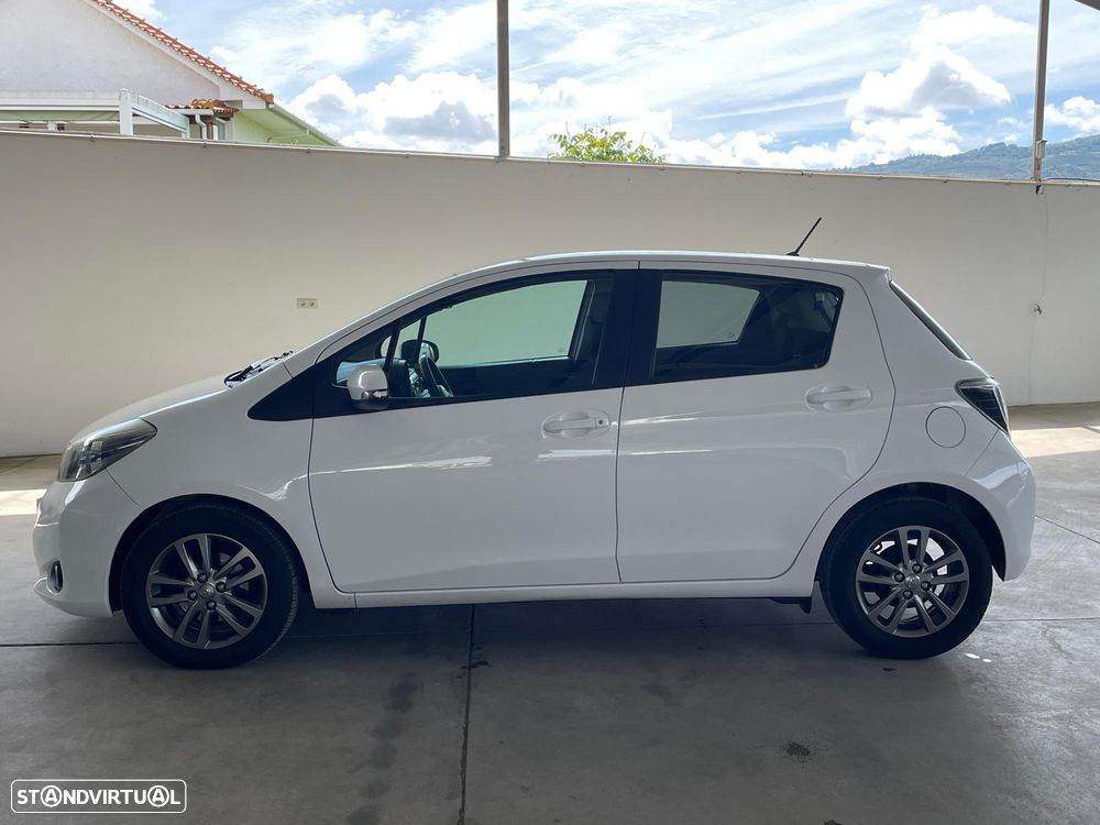 Toyota Yaris 1.33 VVT-i Active - 2
