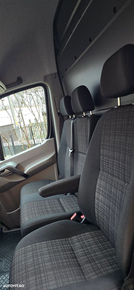 Mercedes-Benz Sprinter - 27