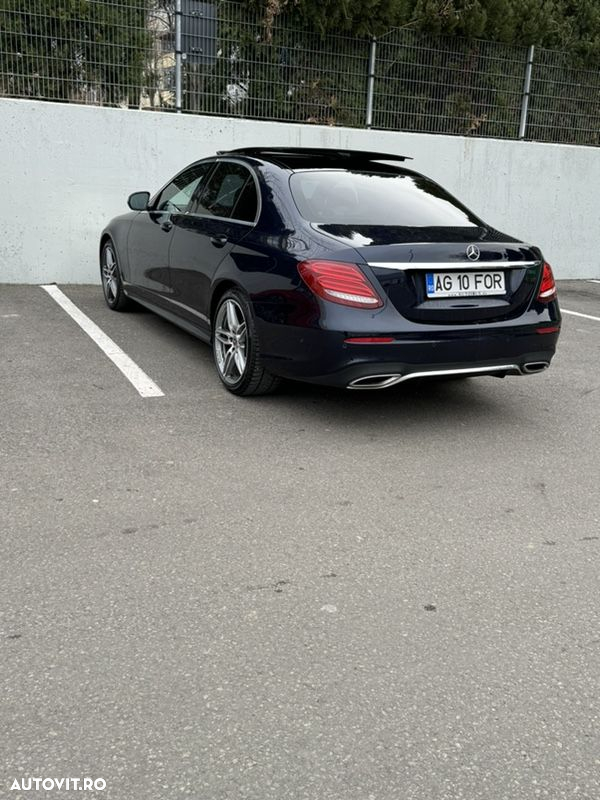 Mercedes-Benz E - 4