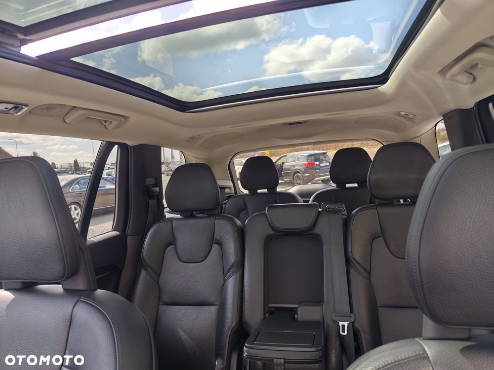 Volvo XC 90 T6 AWD Momentum 7os - 14