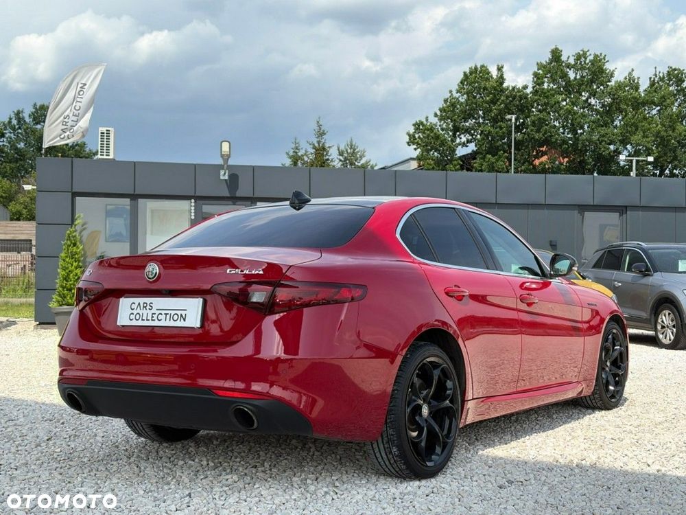 Alfa Romeo Giulia - 4