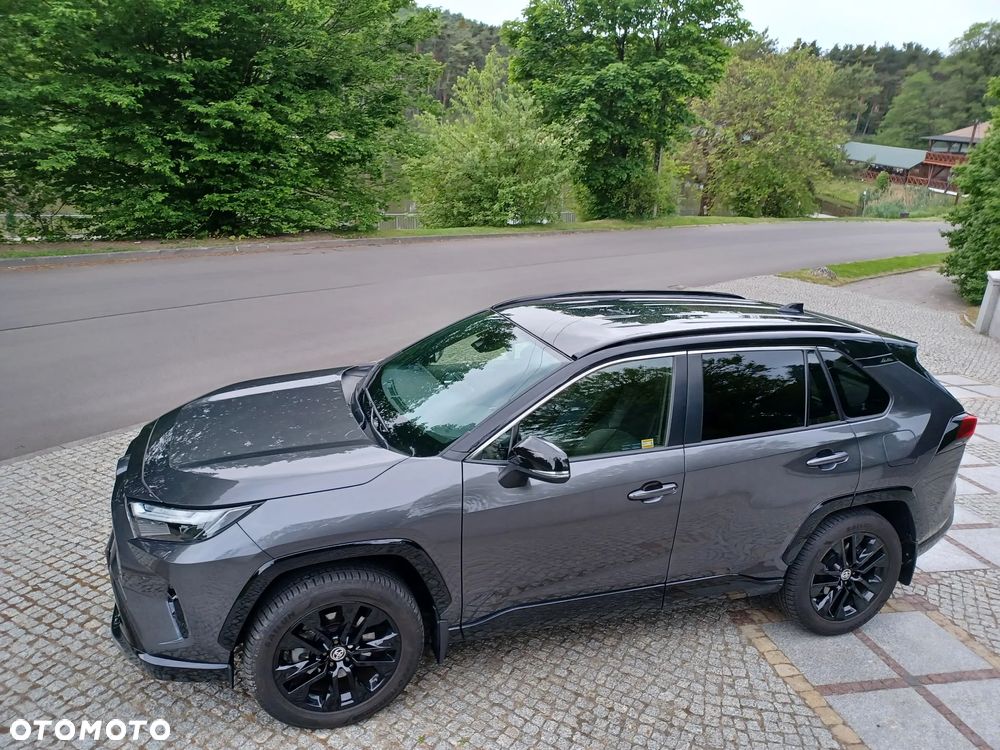 Toyota RAV4 - 16