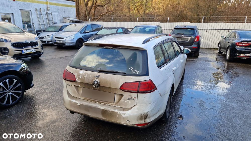 Volkswagen Golf 1.6 TDI BMT Comfortline - 2