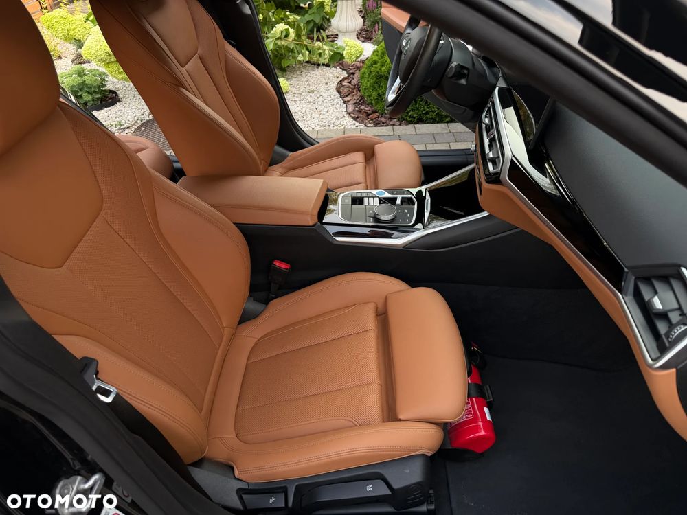 BMW i4 70.3kWh eDrive 35 - 14
