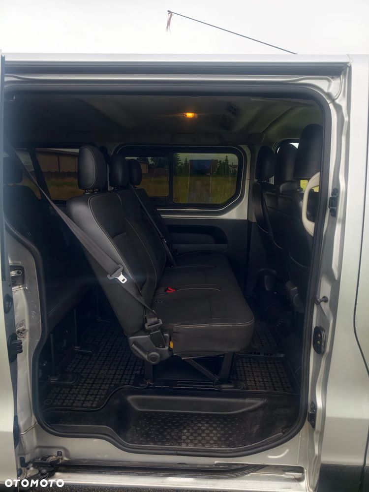 Renault Trafic Grand 1.6 dCi - 12