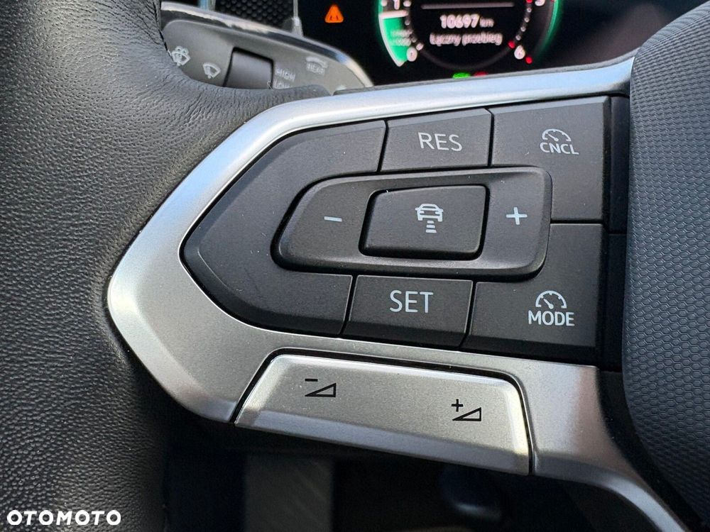 Volkswagen Passat Variant - 25