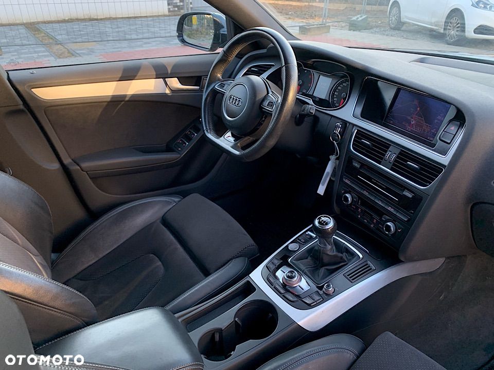 Audi A4 Avant 2.0 TDI DPF S line Sportpaket - 30