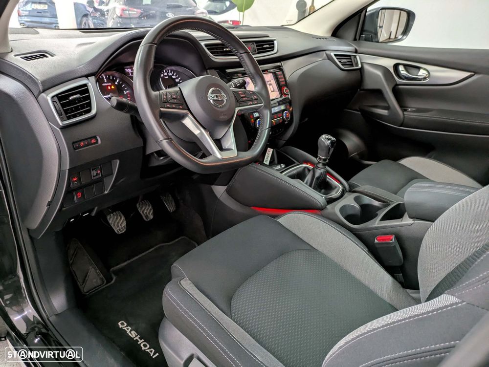 Nissan Qashqai 1.5 dCi N-Connecta - 9