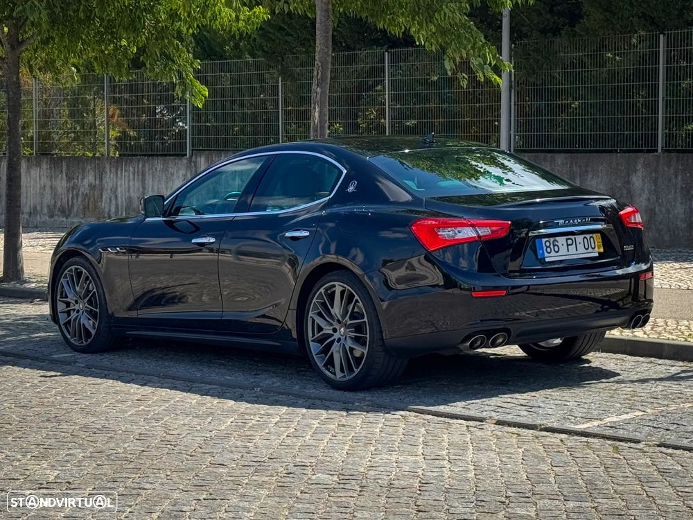 Maserati Ghibli 3.0 V6 - 3