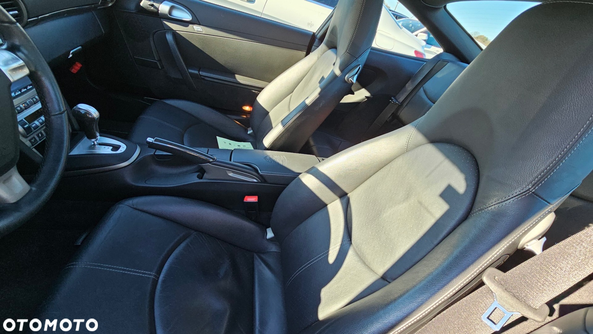 Porsche 911 Carrera Tiptronic S - 31