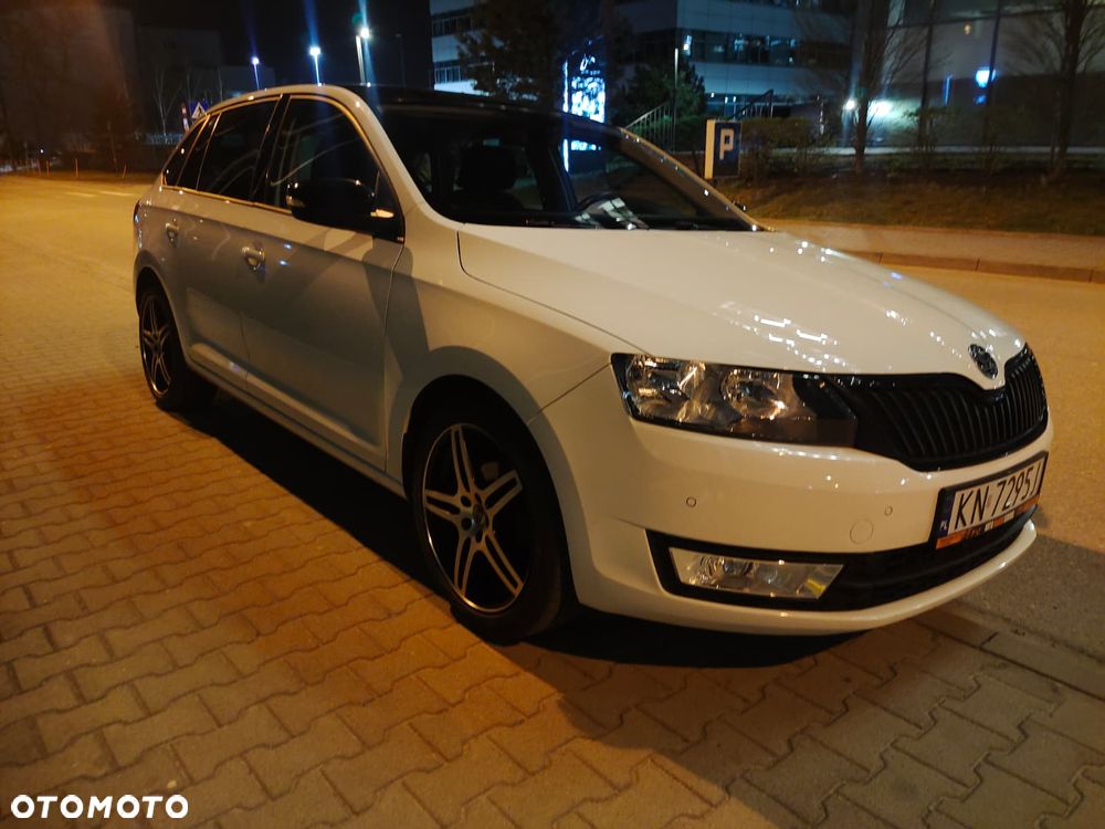 Skoda RAPID 1.2 TSI (Green tec) DSG Style - 8