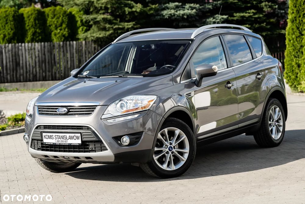 Ford Kuga 2.0 TDCi 2x4 Titanium - 2