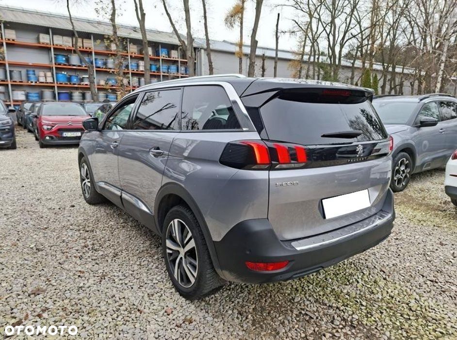 Peugeot 5008 - 4