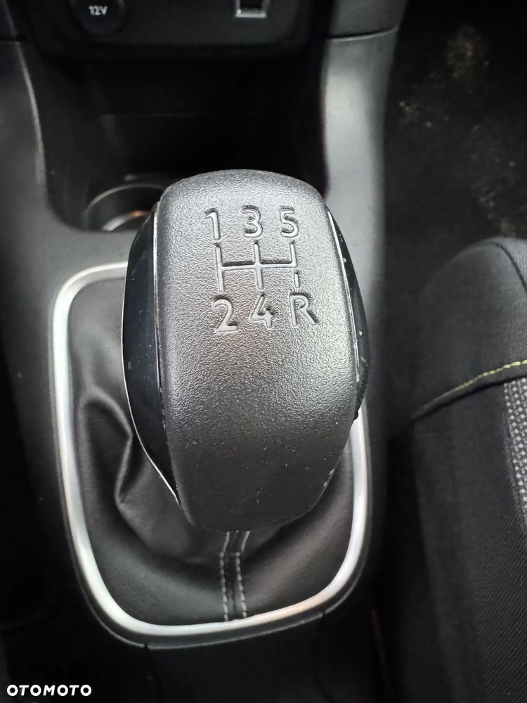 Citroën C3 1.2 PureTech Feel - 16
