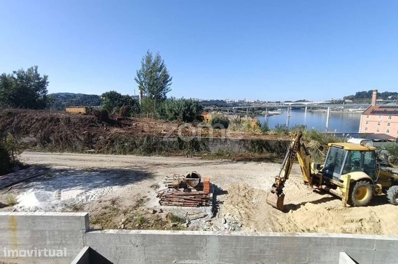 T2 com garagem, vista rio, Valbom - Grande imagem: 5/16