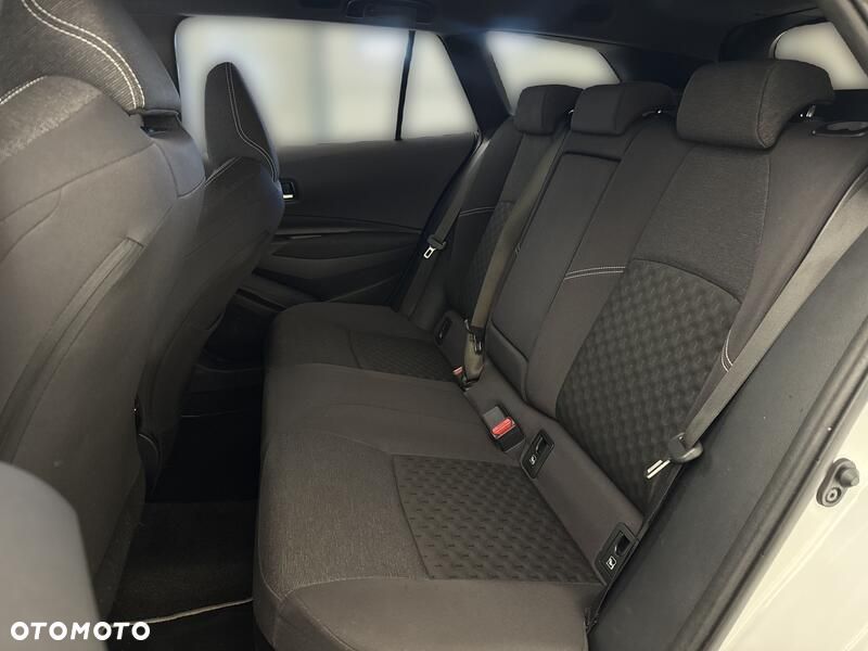 Toyota Corolla 1.8 Hybrid Comfort - 21