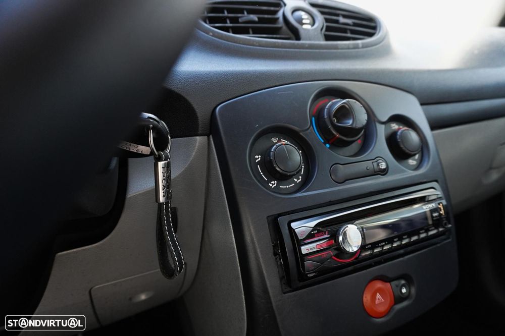 Renault Clio 1.5 dCi Pack - 11