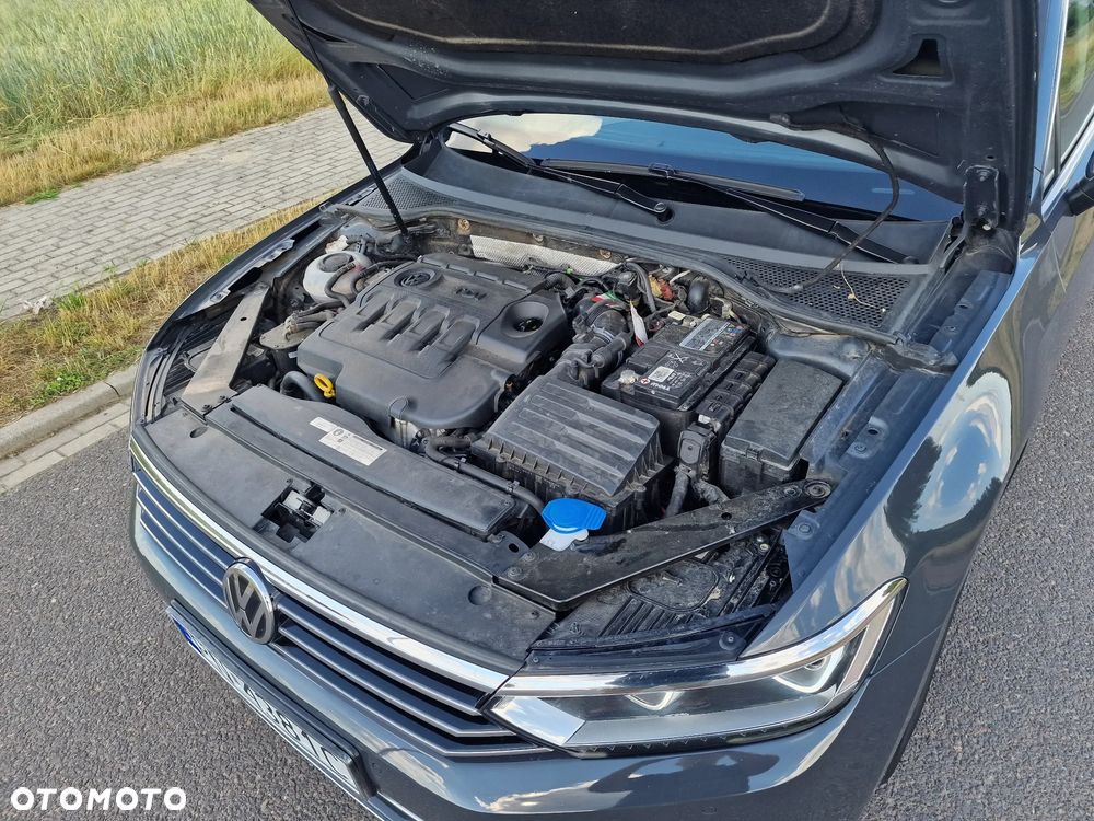 Volkswagen Passat - 22