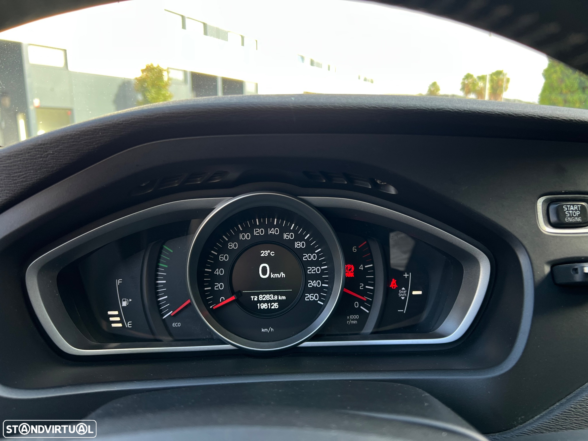 Volvo V40 2.0 D2 Momentum - 13