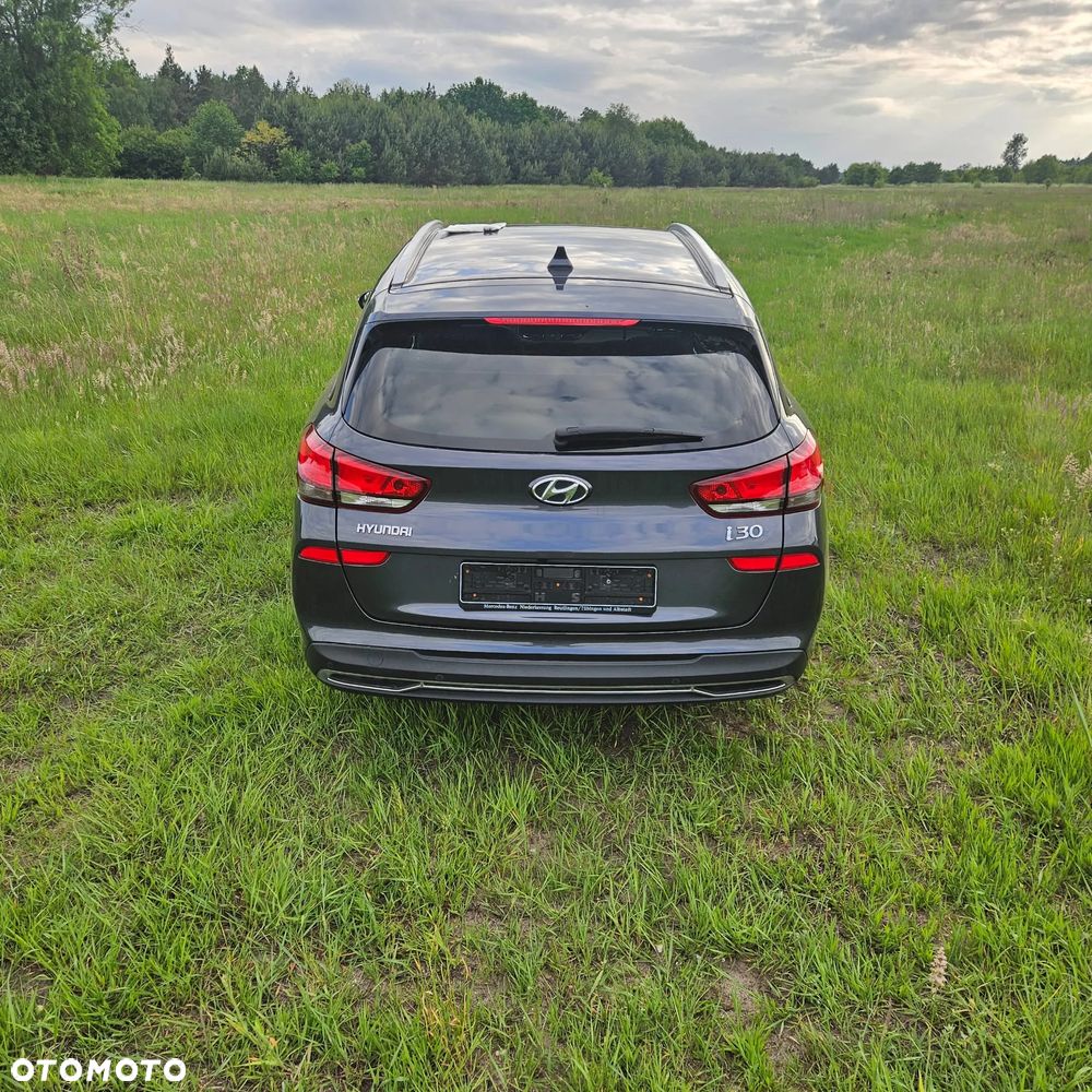 Hyundai i30 1.6 CRDI EDITION 30 - 4