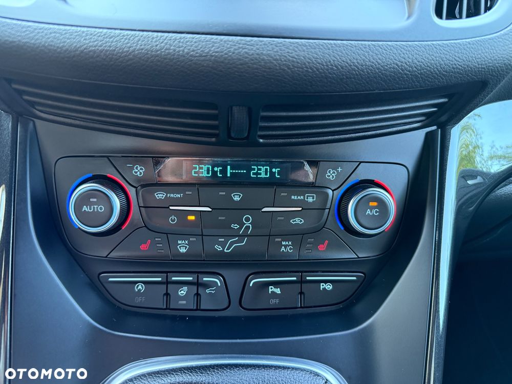Ford Kuga 1.5 EcoBoost FWD ST-Line X - 25