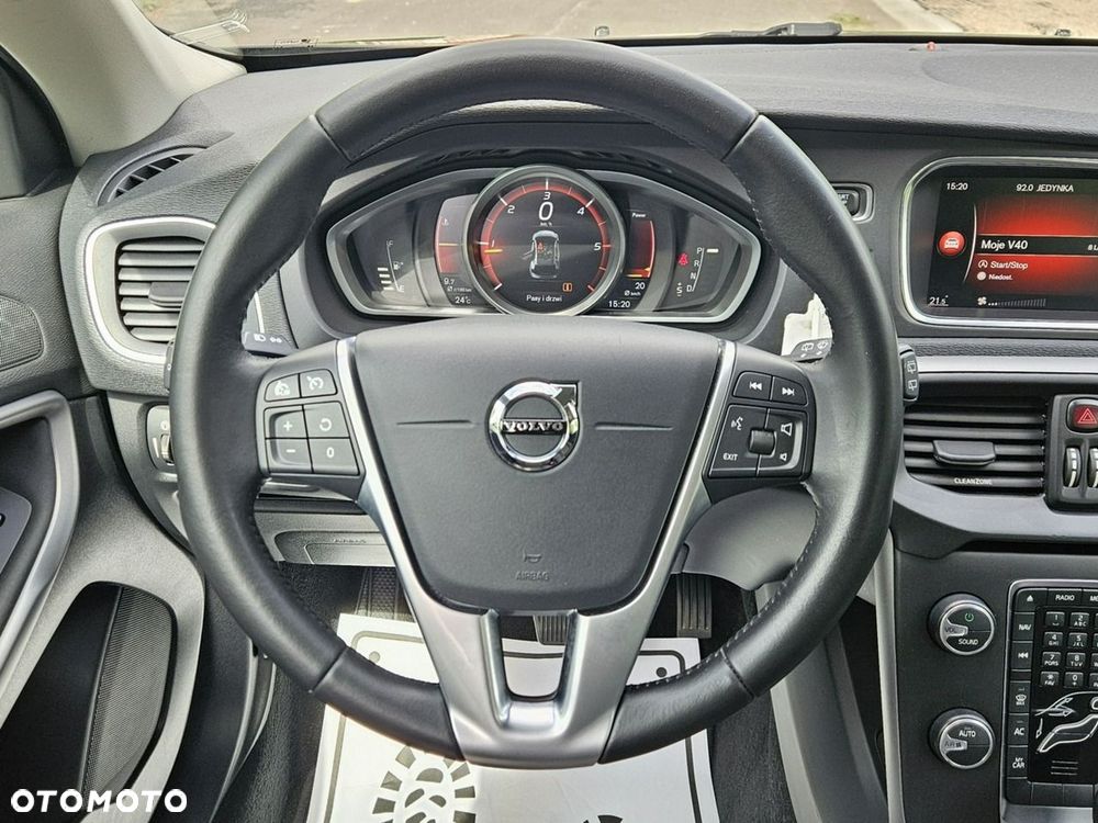 Volvo V40 D2 Geartronic Momentum - 12