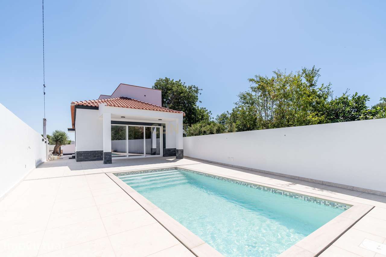 Moradia T3, Nova e Exclusiva: Piscina, Campo, e Mar em Albufeira - Grande imagem: 5/40