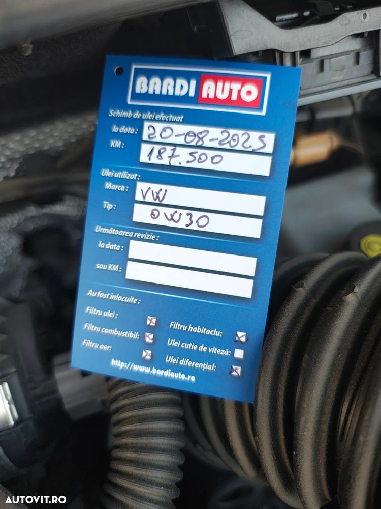 Volkswagen Tiguan 2.0 TDI SCR 4MOTION DSG Elegance - 22