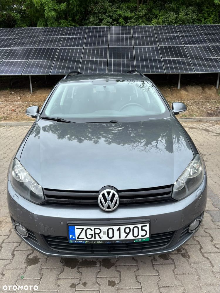 Volkswagen Golf - 1