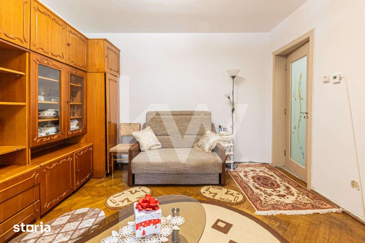 Apartament spatios, in centrul Brasovului — fotografia 1