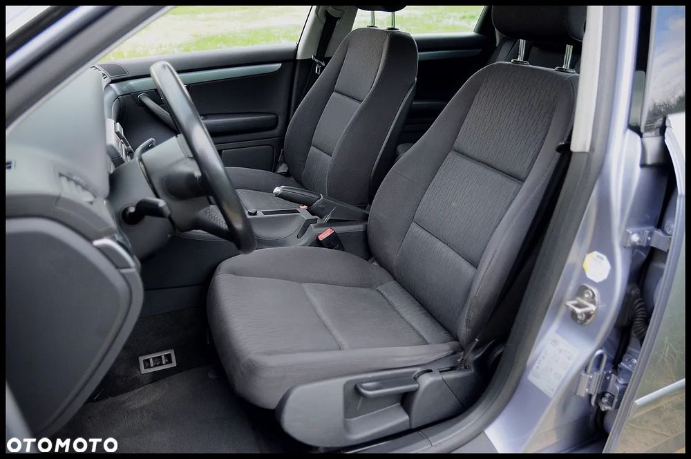 Audi A4 Avant - 26