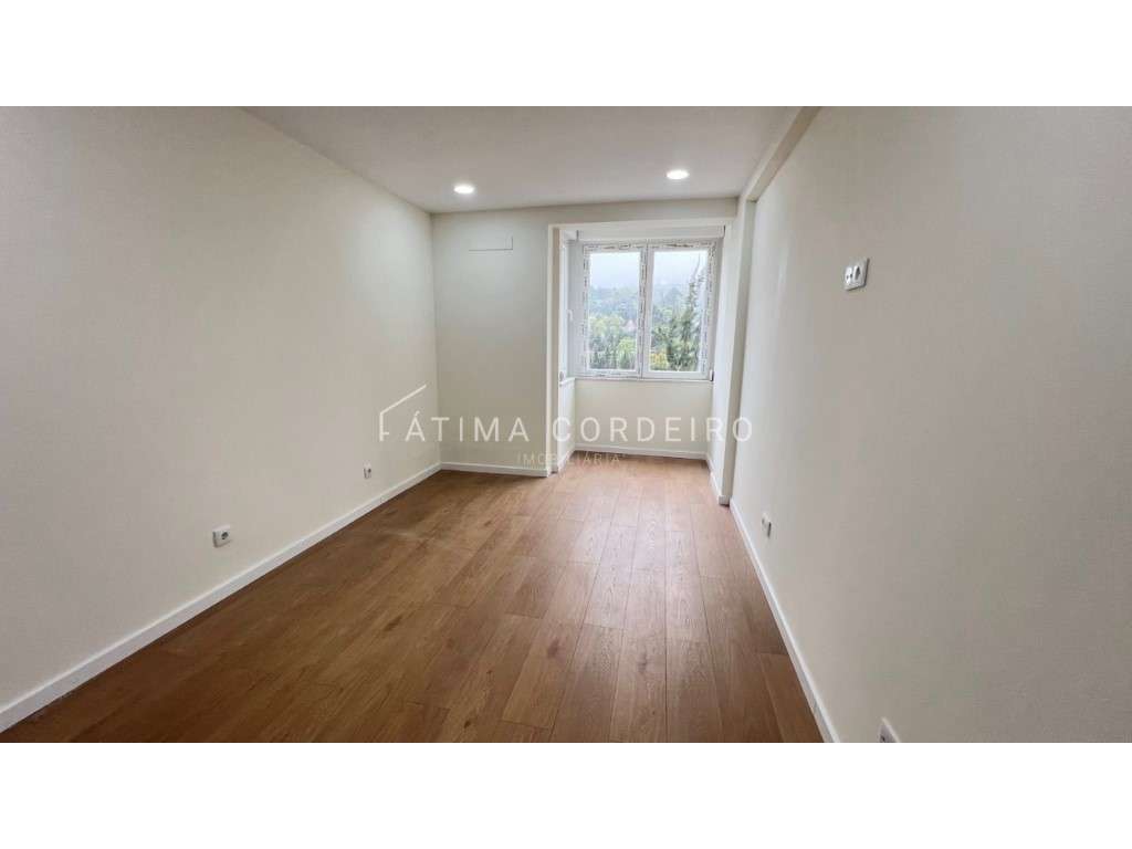 T2 completamente remodelado a rua conde de Almoster, benfica - Grande imagem: 5/18