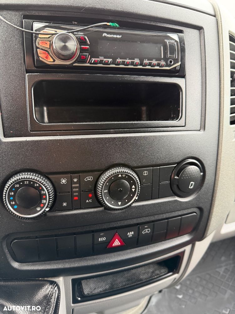 Mercedes-Benz Sprinter 516 BlueEfficiency 2013 E5 cat. B 3.5 t Lift Dhollandia 1000 kg 518 519 - 10