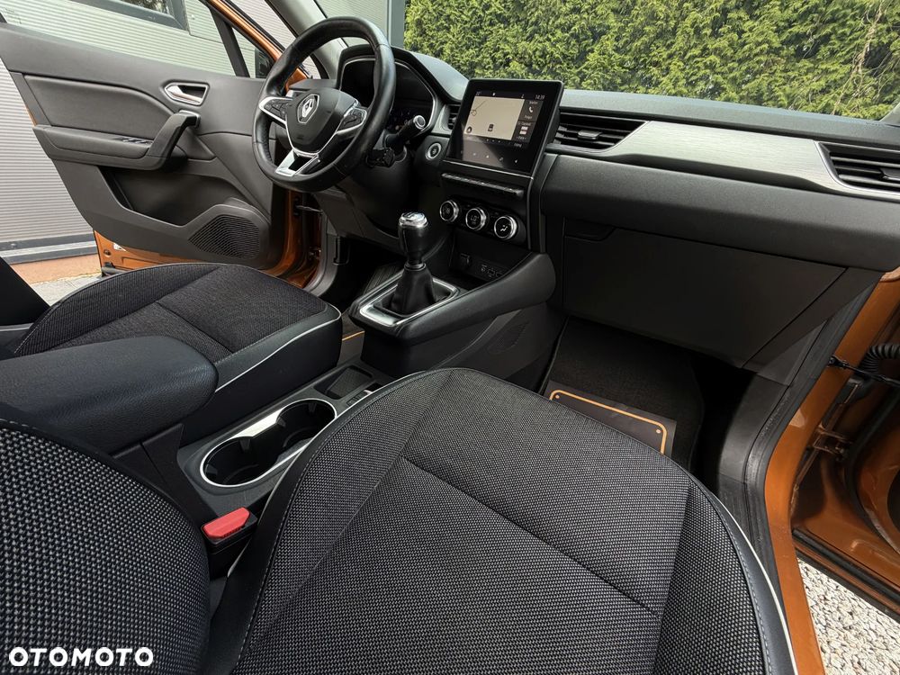 Renault Captur TCe 100 BUSINESS EDITION - 16