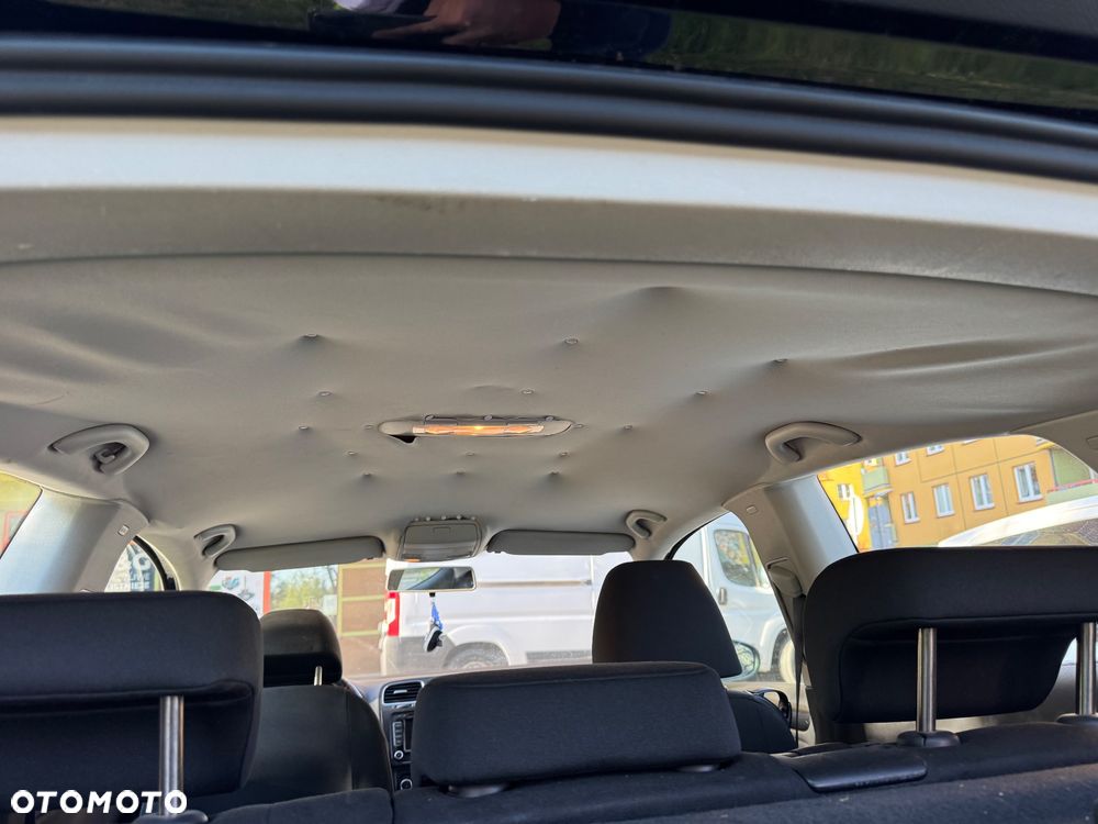 Volkswagen Golf 1.4 Comfortline - 12