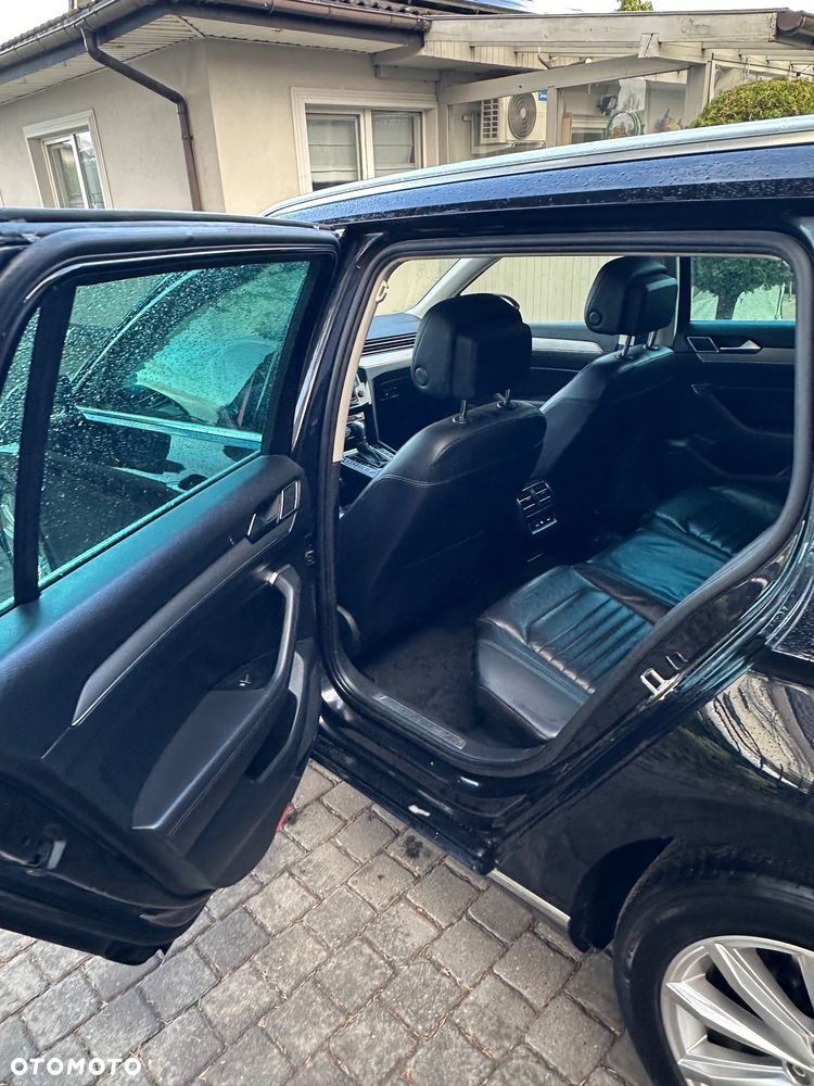 Volkswagen Passat 2.0 TDI SCR 4Mot DSG Highline - 26