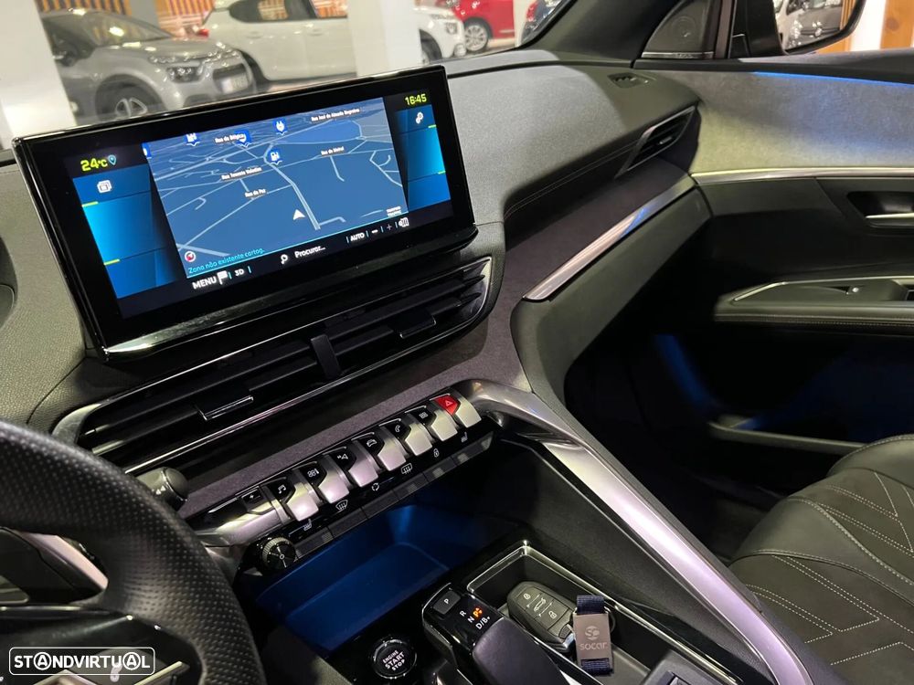 Peugeot 3008 1.6 Hybrid GT Pack e-EAT8 - 26