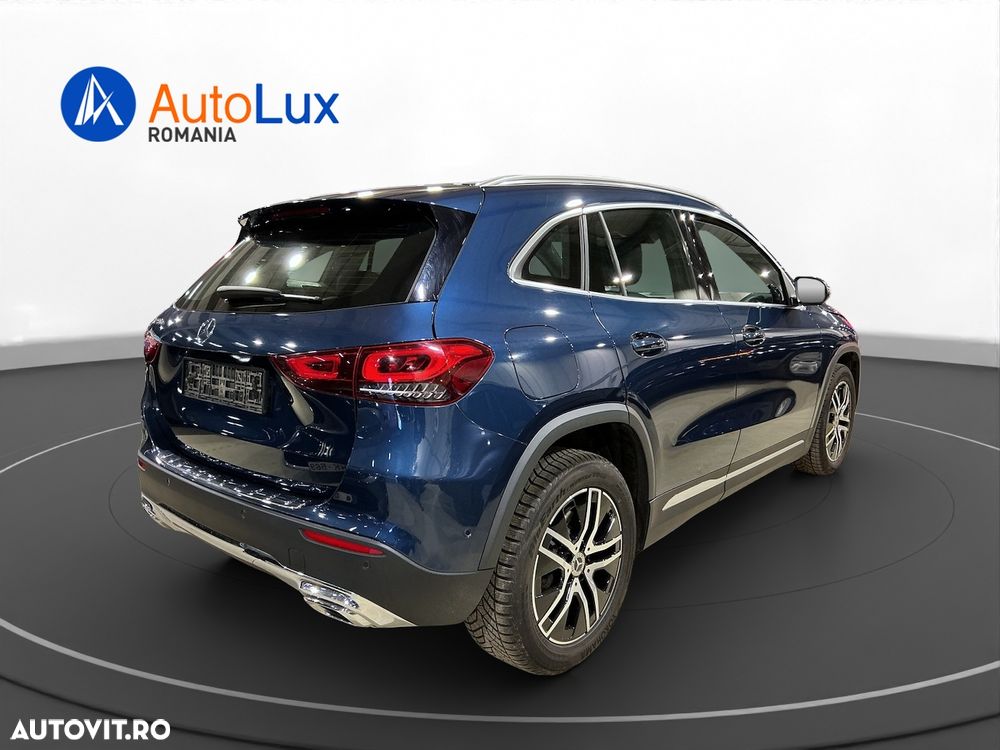 Mercedes-Benz GLA 250 e 8G-DCT - 3